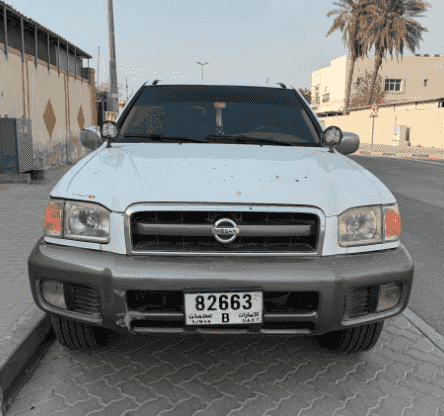 للبيع سيارة نيسان باثفايندر 2005