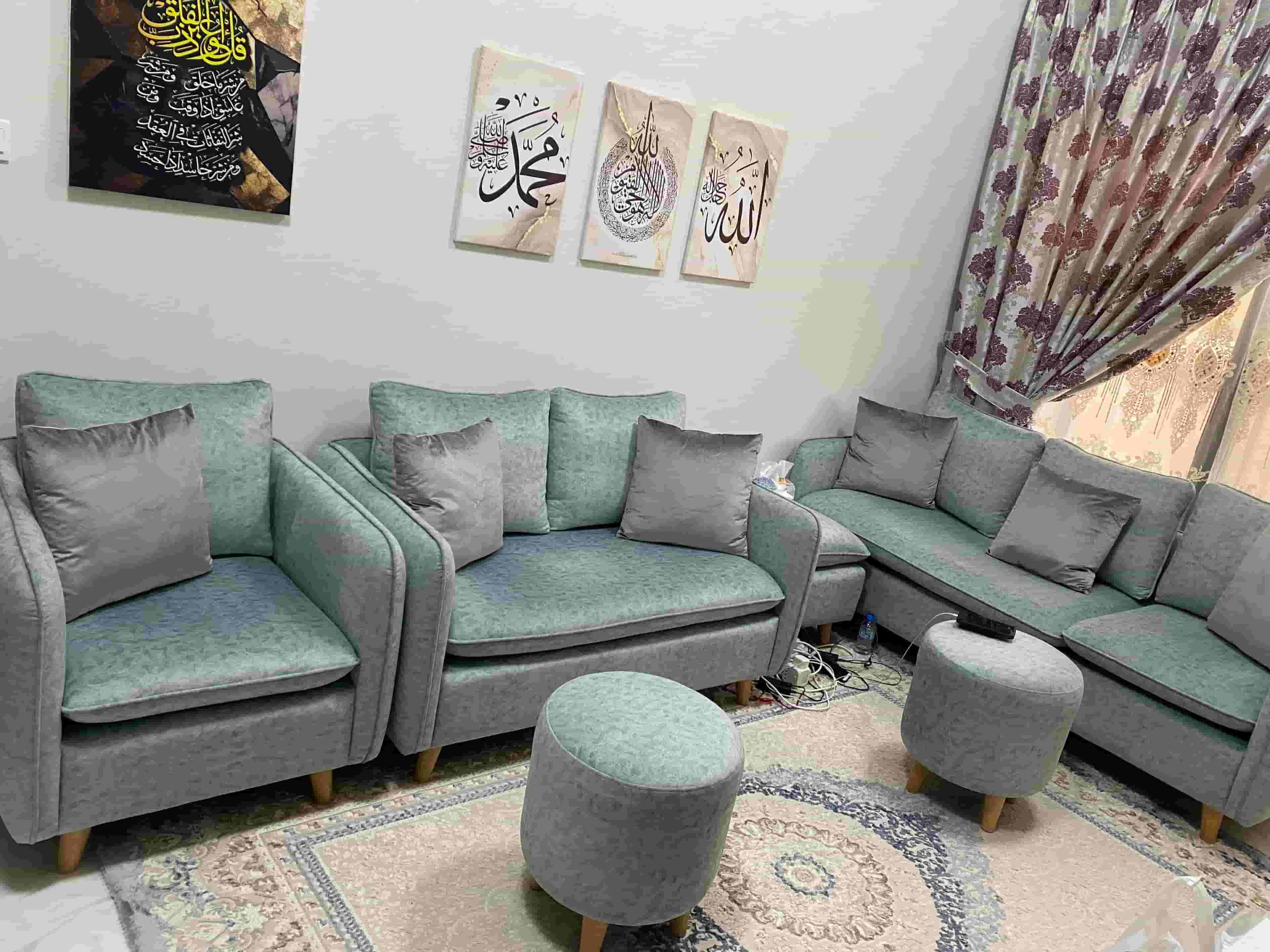 Selling salon home furniture