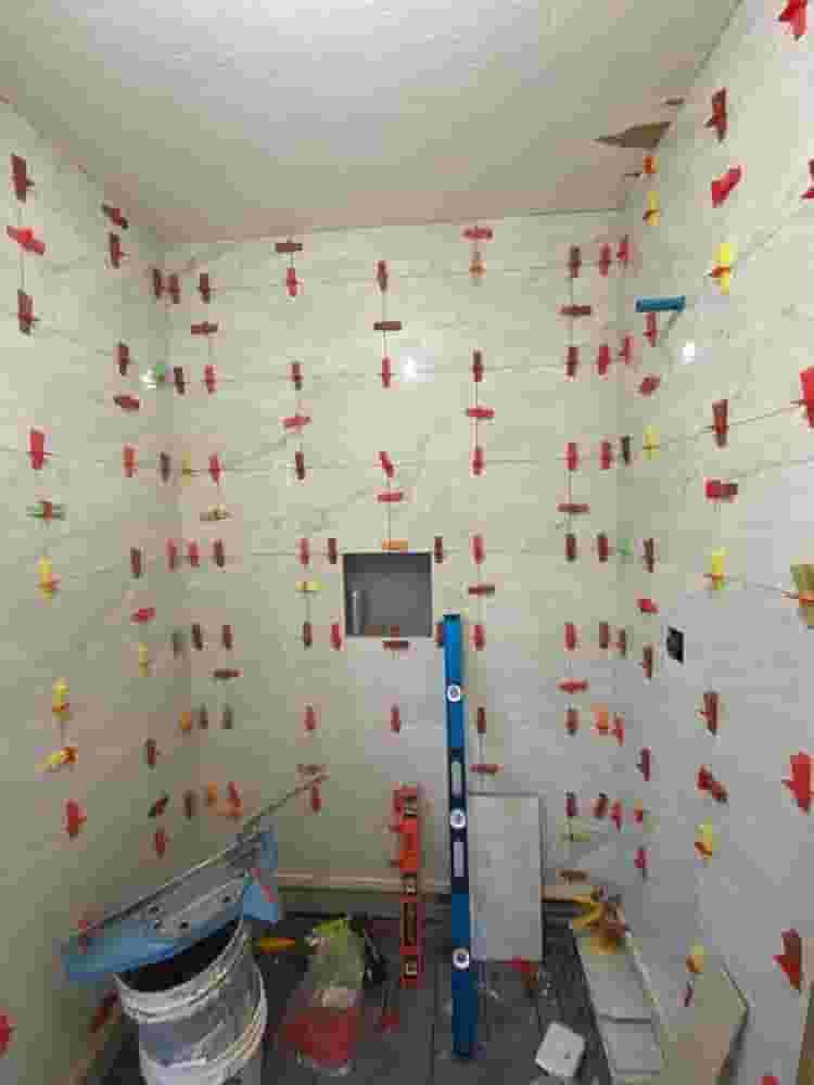 Installing tiles, marble and porcelain Installing tiles, marble and porcelain